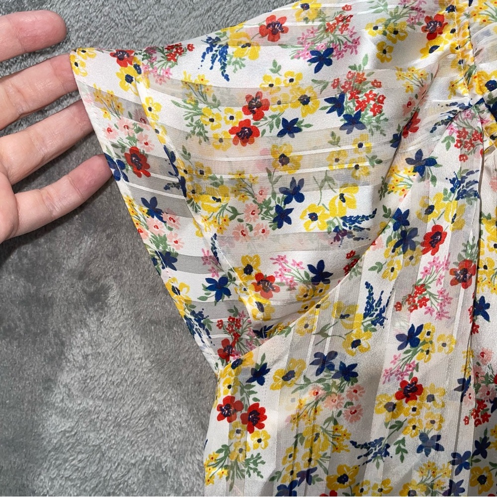 Banana Replubic Floral Printed Sheer Pleated Cap Ruffle Sleeves Blouse Size M - Picture 4 of 10